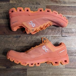 W On Running Cloudventure, size 8.5